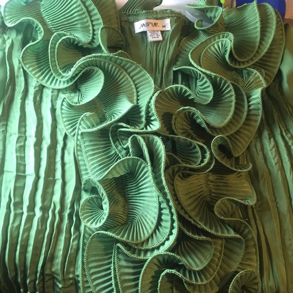 Cute Top - Picture 5 of 5